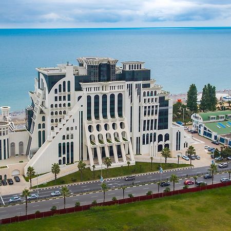 The Grand Gloria Hotel Batumi Esterno foto